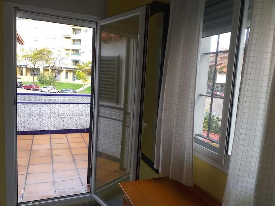 Вилла Adosada En El Puerto Santa Maria Эль-Пуэрто-де-Санта-Мария Экстерьер фото